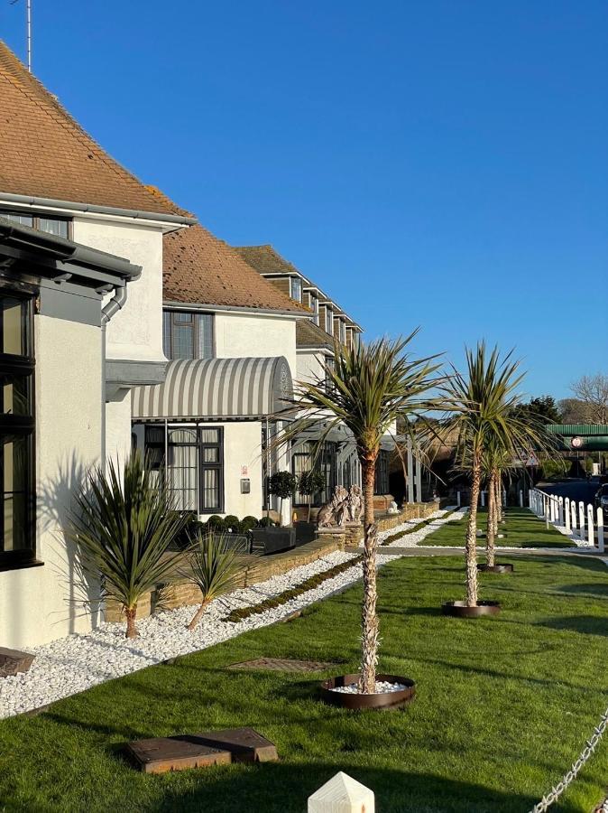 Bexhill-on-Sea The Relais Cooden Beach And Spa מראה חיצוני תמונה