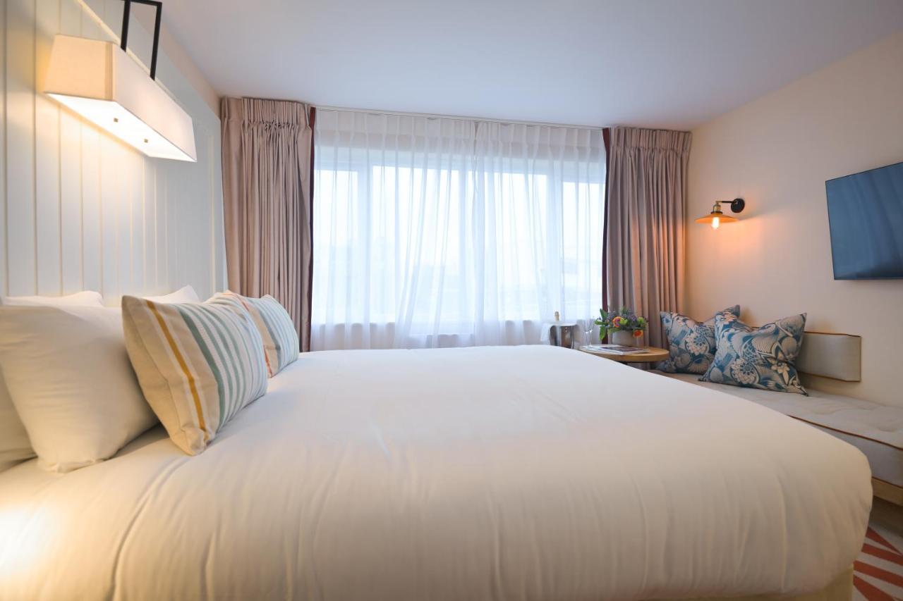 Bexhill-on-Sea The Relais Cooden Beach And Spa מראה חיצוני תמונה